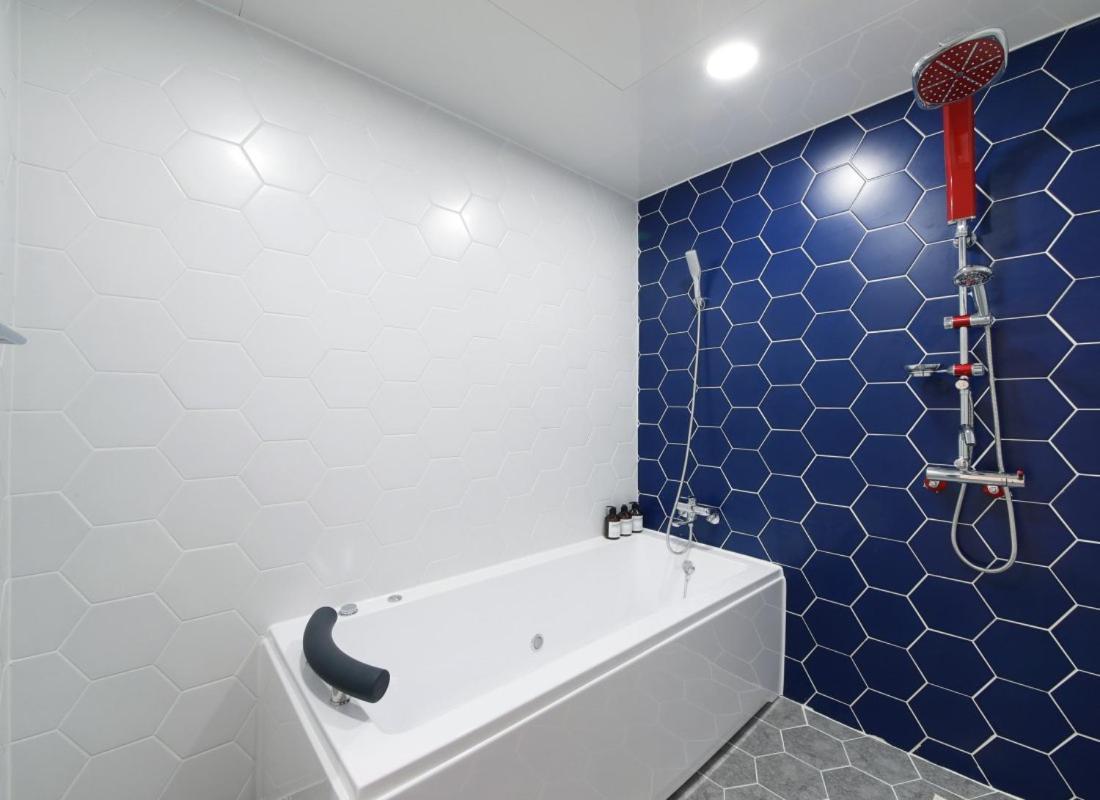 Wj Hotel Pool House Wonju Eksteriør bilde